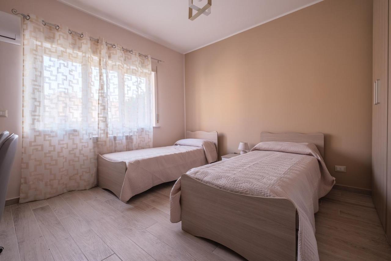 Damilhouse 4 Apartment Messina Bagian luar foto