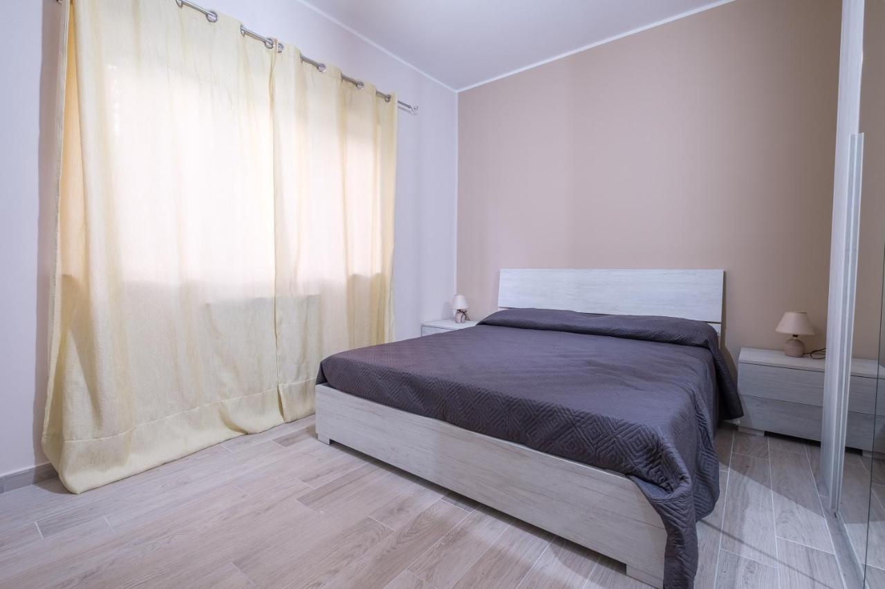Damilhouse 4 Apartment Messina Bagian luar foto